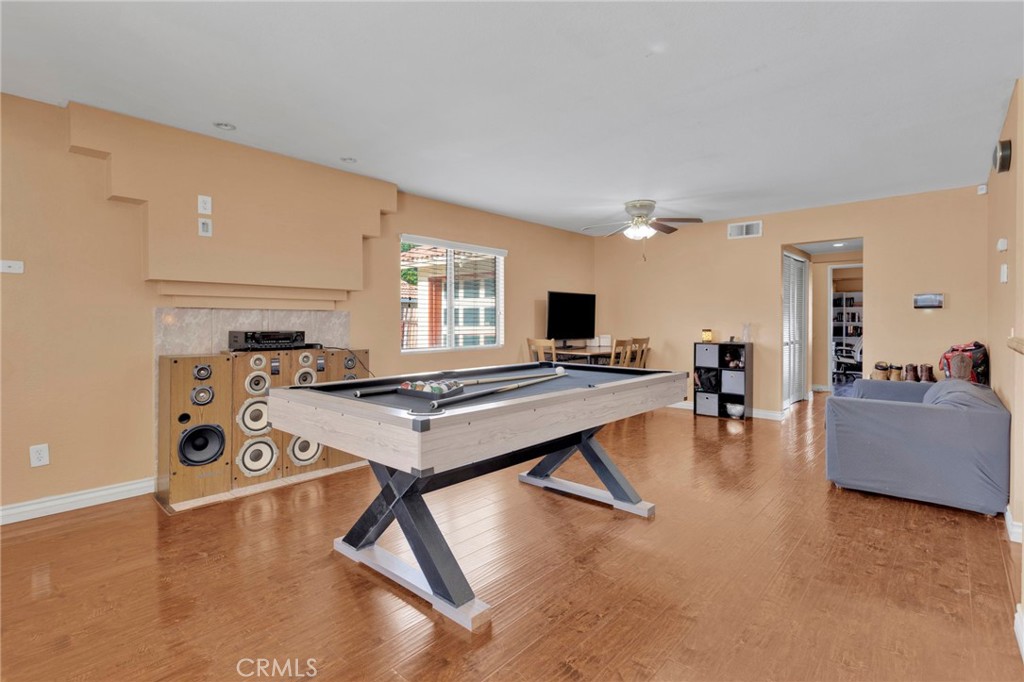 13194 Cardinal Road Victorville, CA 92392 - Photo 23 of 64 Family Room