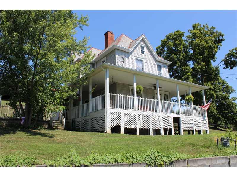 905 Roberts Run Road Holbrook, PA 15341 - Photo 1 of 25 Exterior Front.