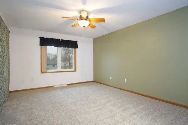 $395,500 | 409 Savannah Trail, Pardeeville, WI 53954