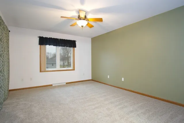 $395,500 | 409 Savannah Trail, Pardeeville, WI 53954