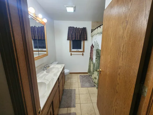 $395,500 | 409 Savannah Trail, Pardeeville, WI 53954