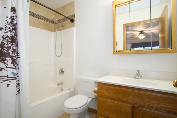 $395,500 | 409 Savannah Trail, Pardeeville, WI 53954