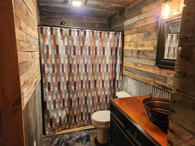 $395,500 | 409 Savannah Trail, Pardeeville, WI 53954