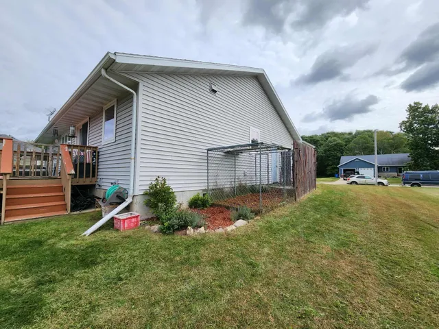 $395,500 | 409 Savannah Trail, Pardeeville, WI 53954