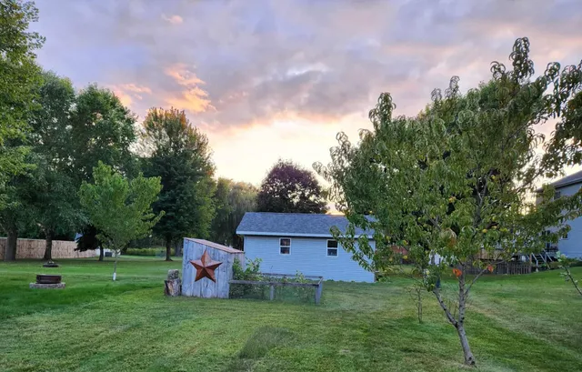 $395,500 | 409 Savannah Trail, Pardeeville, WI 53954