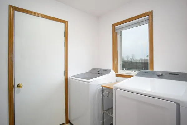 $395,500 | 409 Savannah Trail, Pardeeville, WI 53954