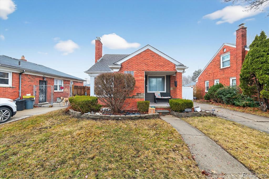 21211 Newcastle Road Harper Woods, MI 48225 - Photo 1 of 39 Gallery Image 1