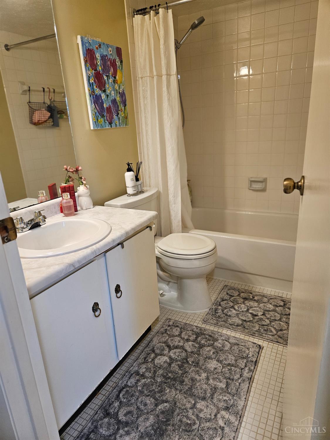 7280 East Galbraith Road, Unit 22B Cincinnati, OH 45243 - Photo 30 of 34