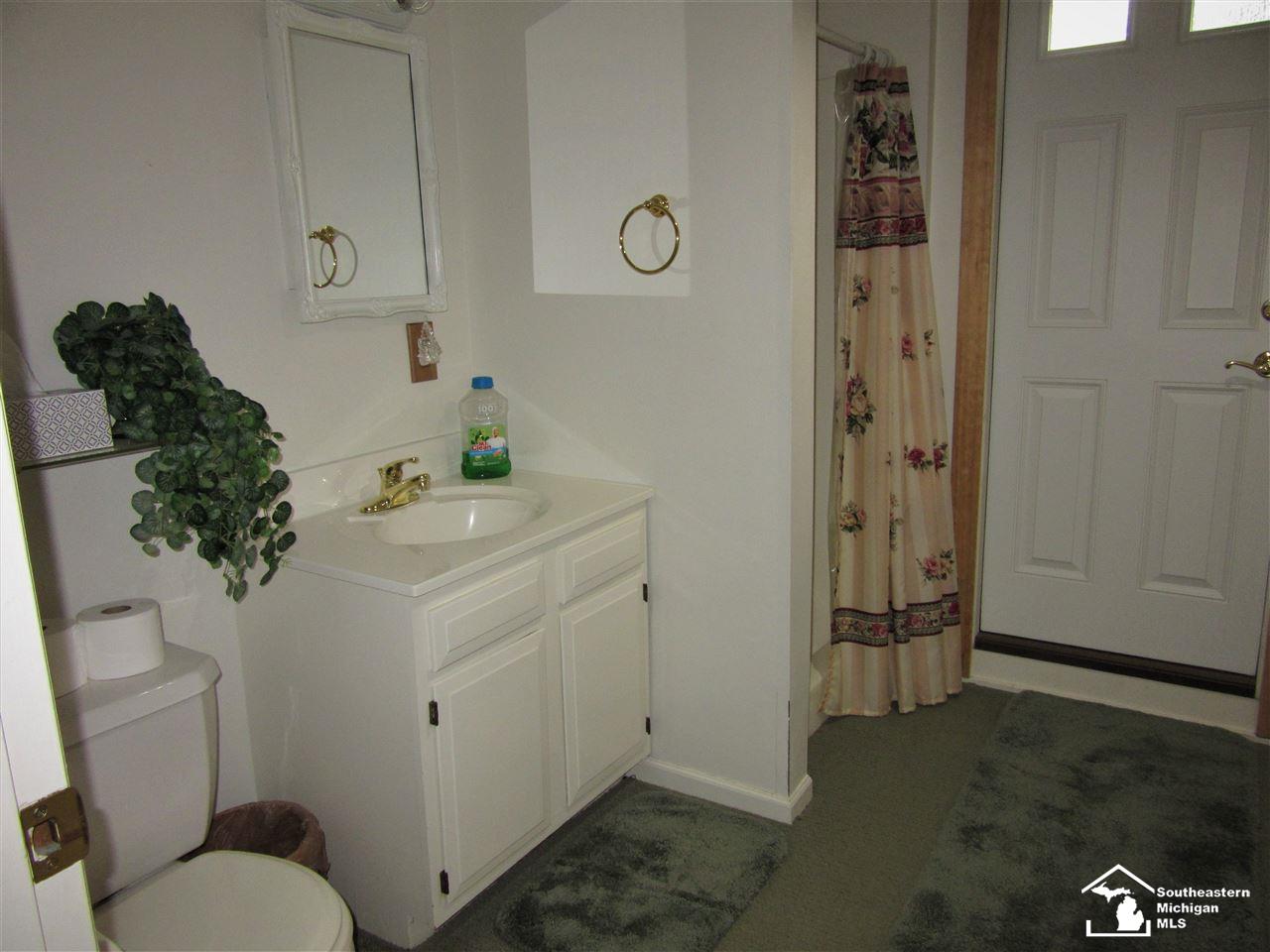 3783 Vivian Road Monroe, MI 48162 - Photo 18 of 39