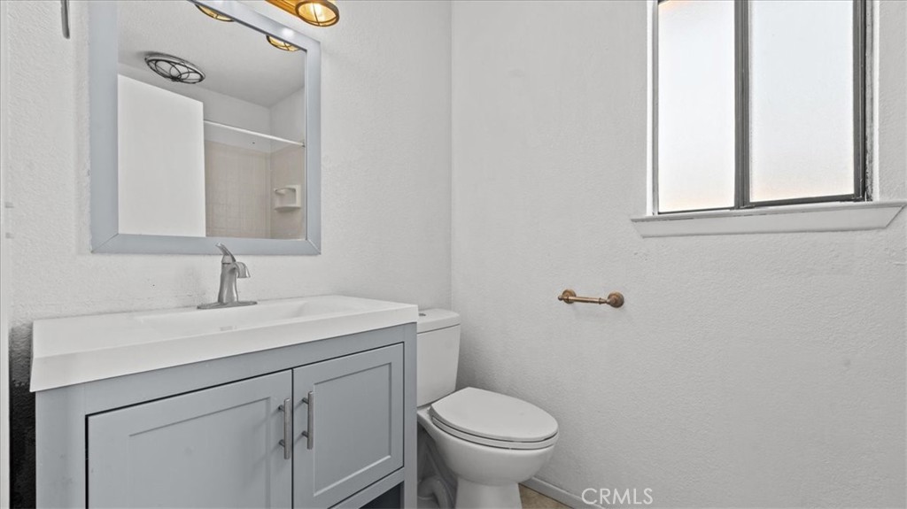 14071 Quinnault Road Apple Valley, CA 92307 - Photo 23 of 43