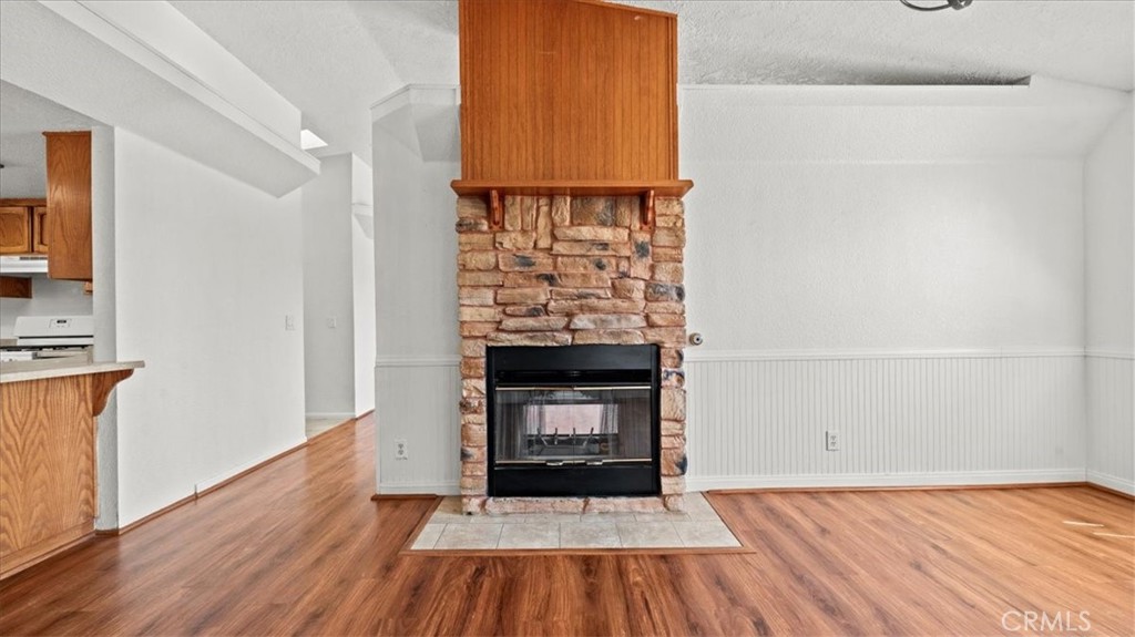 14071 Quinnault Road Apple Valley, CA 92307 - Photo 5 of 43