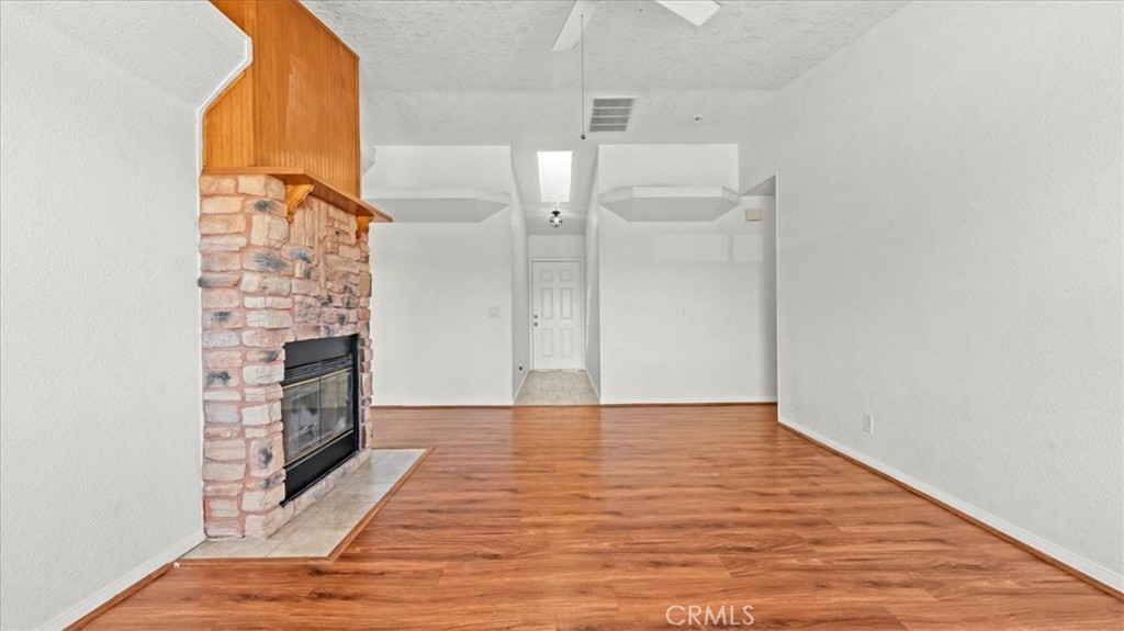 14071 Quinnault Road Apple Valley, CA 92307 - Photo 10 of 43