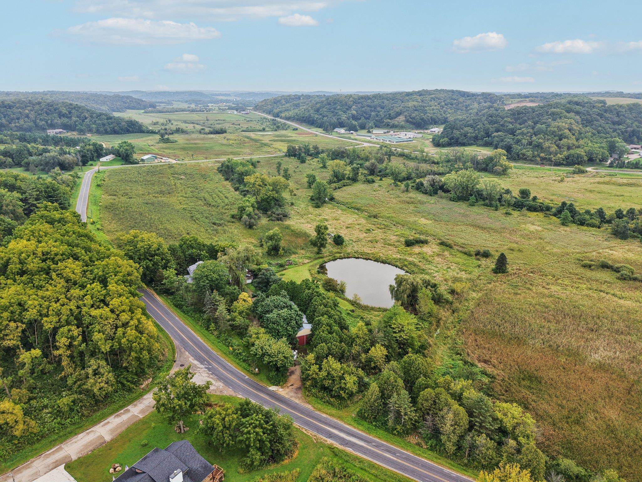 4616 County Rd JJ Black Earth, WI 53515 - Photo 16 of 90