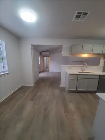 $1,495 | 6909 Hyland Circle, Unit A, Austin, TX 78744