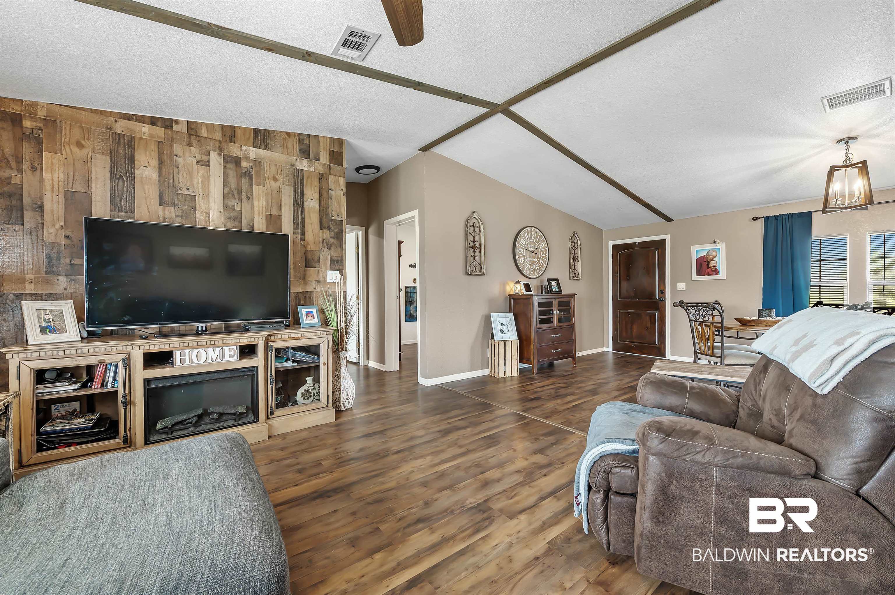 14095 County Road 49 South Foley, AL 36535 - Photo 17 of 41 Living Room