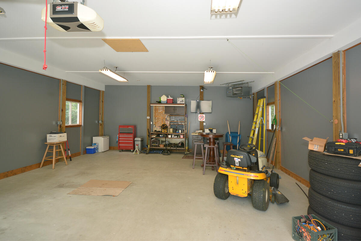 2940 East Baseline Road Plainwell, MI 49080 - Photo 29 of 39 2940eBaseline_28