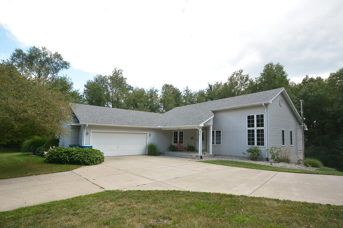 2940 East Baseline Road Plainwell, MI 49080 - Photo 3 of 39 2940eBaseline_01