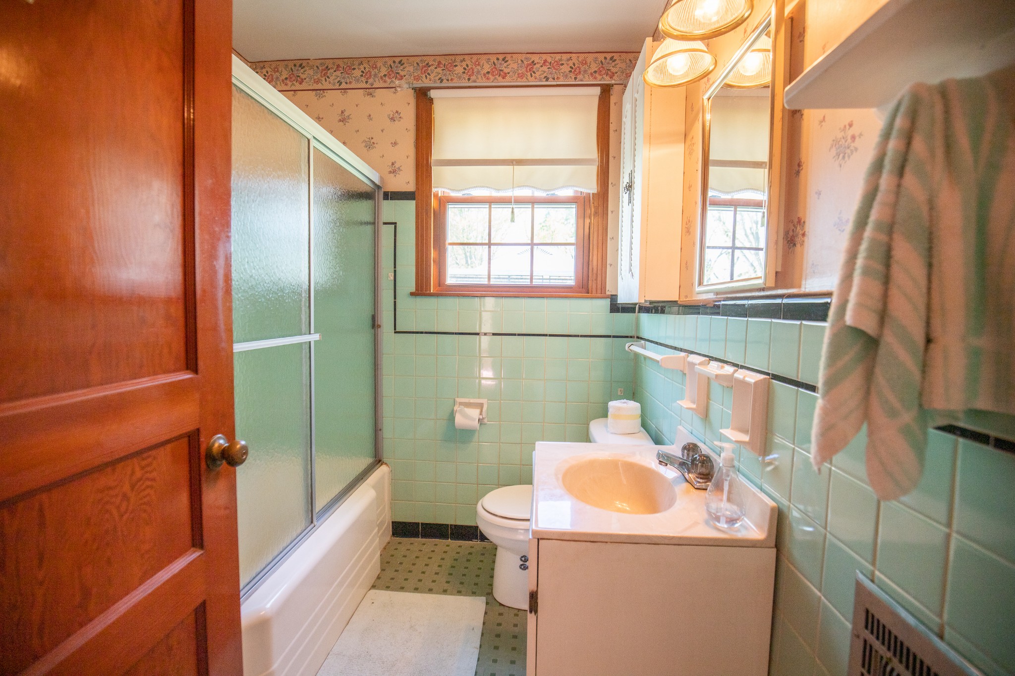 407 School Pass Madison, TN 37115 - Photo 9 of 15 a bathroom with a sink toilet and shower