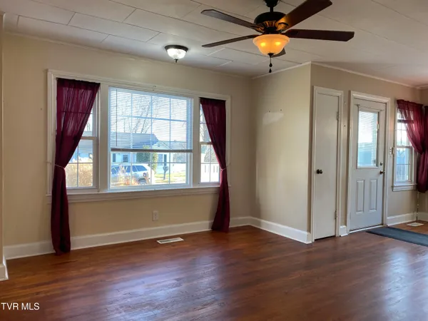$234,000 | 427 Juniper Street, Greeneville, TN 37745