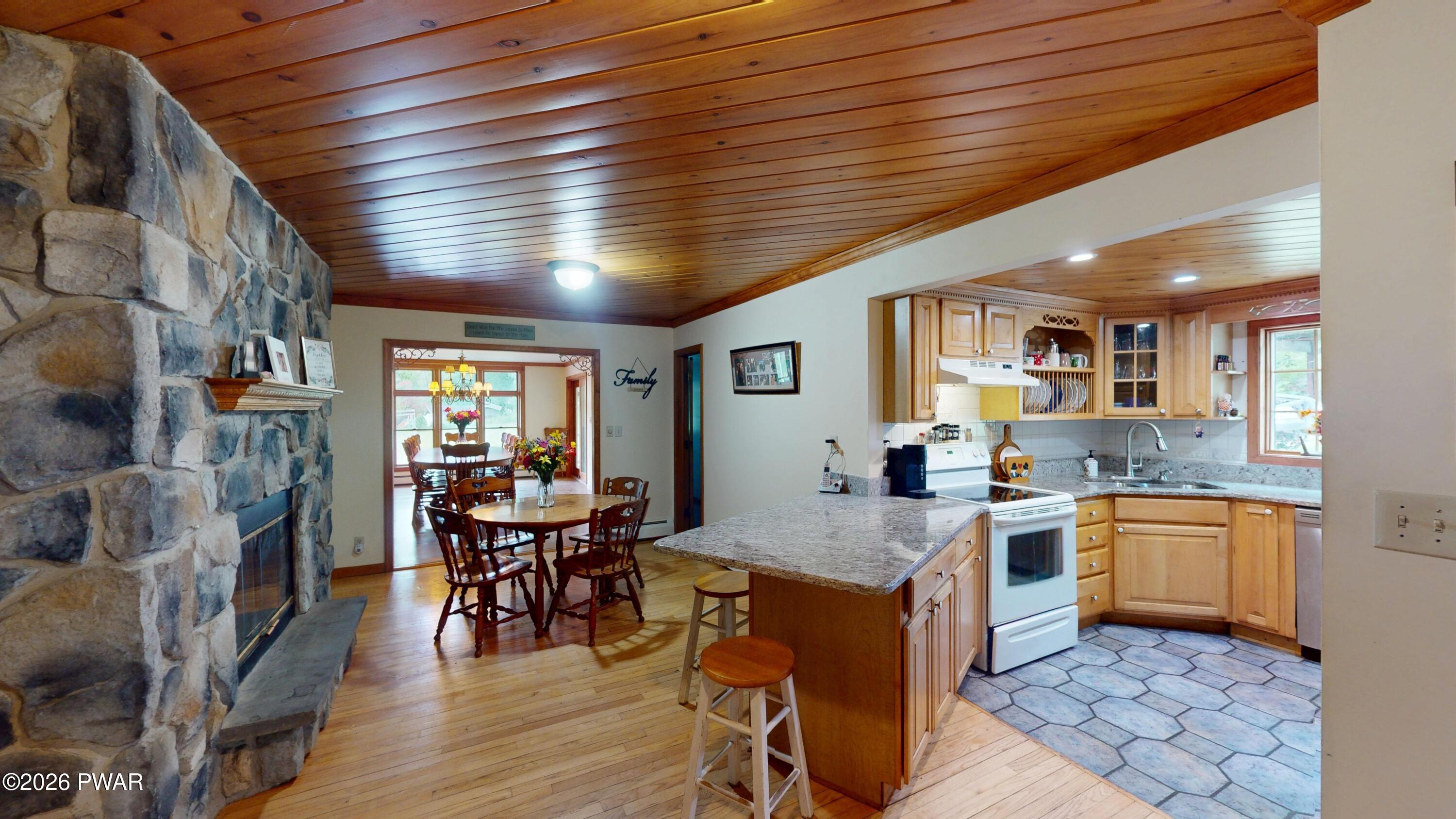 104 Masthope Plank Road Lackawaxen, PA 18435 - Photo 22 of 189