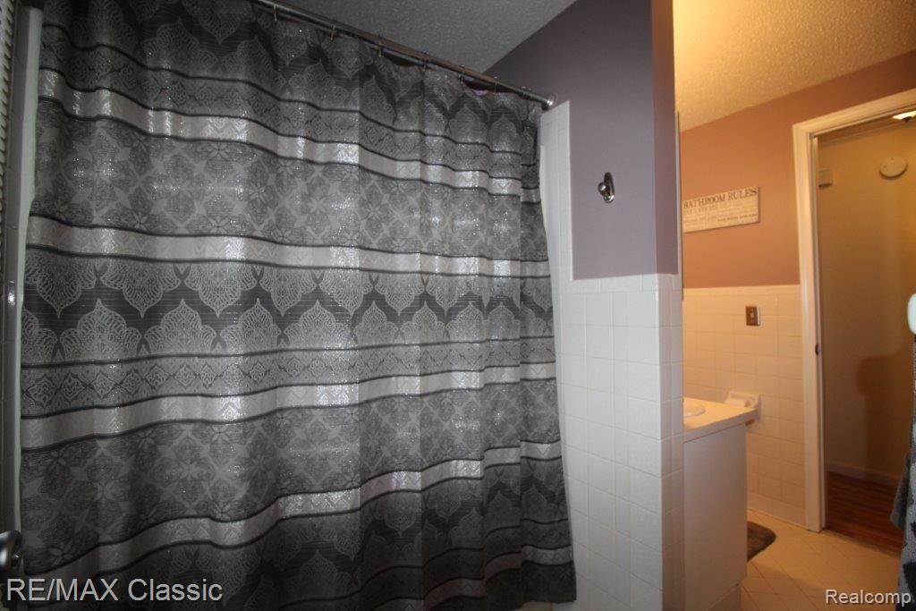 3352 White Lake Road Highland, MI 48356 - Photo 15 of 24 Gallery Image 15