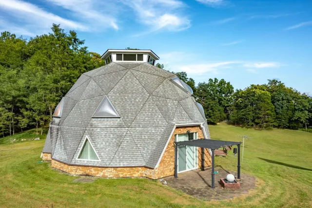 $795,000 | 4745 Plank Road, Natural Bridge, VA 24578