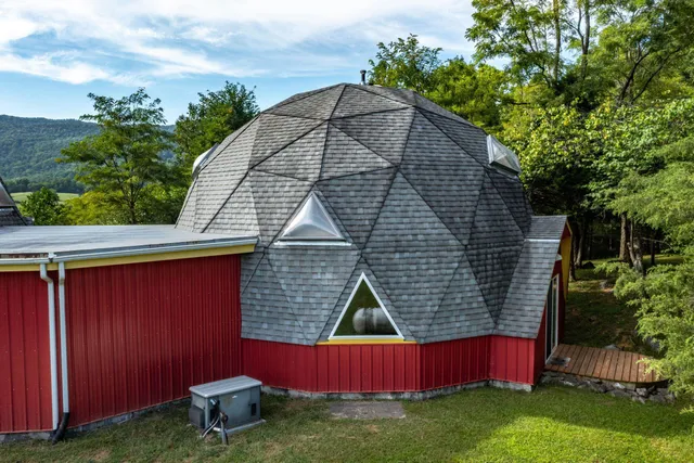 $795,000 | 4745 Plank Road, Natural Bridge, VA 24578