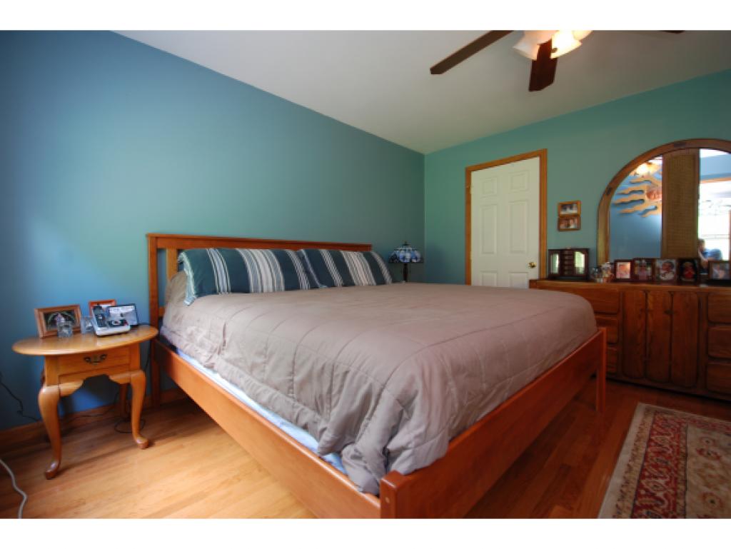 335 Jenny Davis Road Waterbury, VT 05676 - Photo 17 of 31 Gallery Image 17