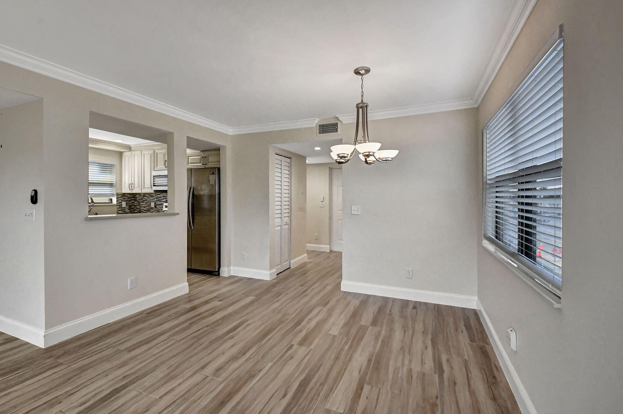 73 Capri B, Unit 73 Delray Beach, FL 33484 - Photo 34 of 93 Dining Area