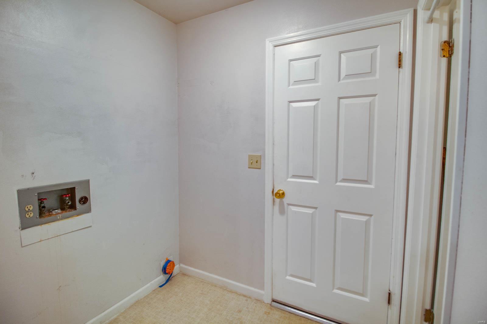 2611 Seiler Road Alton, IL 62002 - Photo 14 of 46