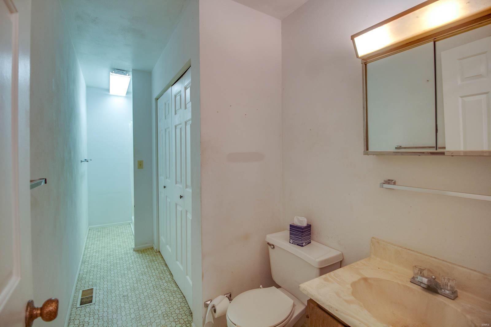 2611 Seiler Road Alton, IL 62002 - Photo 15 of 46