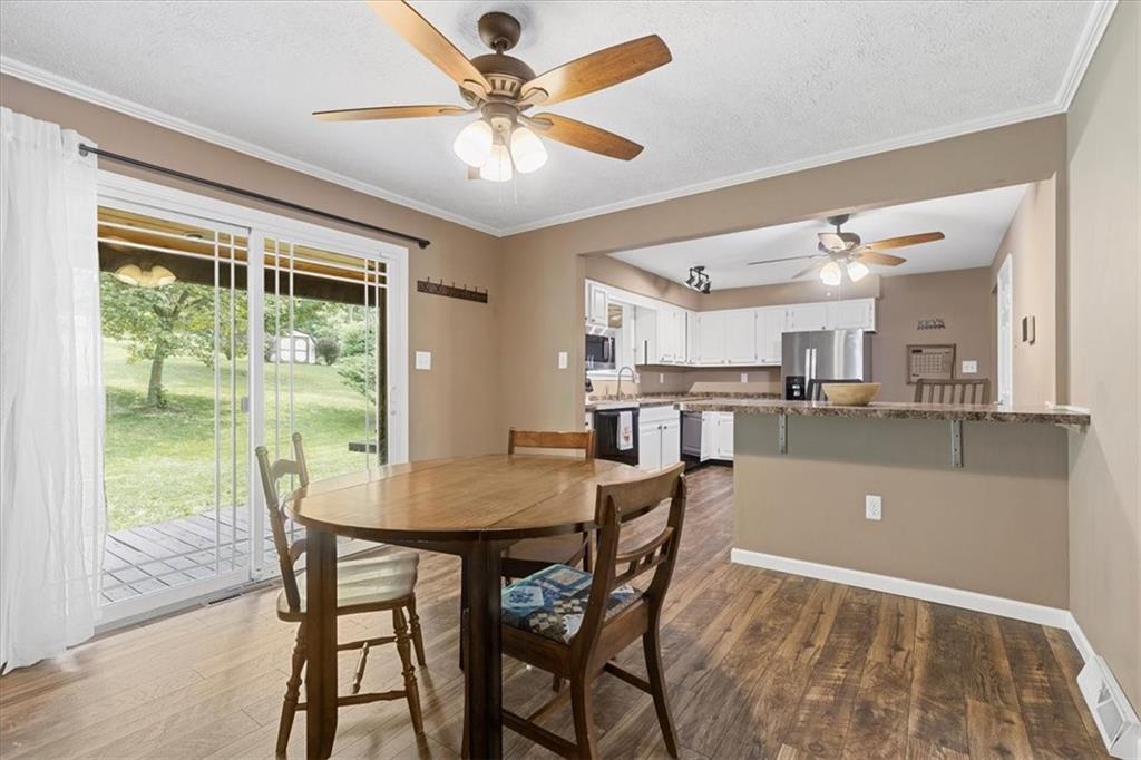 258 Thompsonville Road McMurray, PA 15317 - Photo 8 of 41 Gallery Image 8