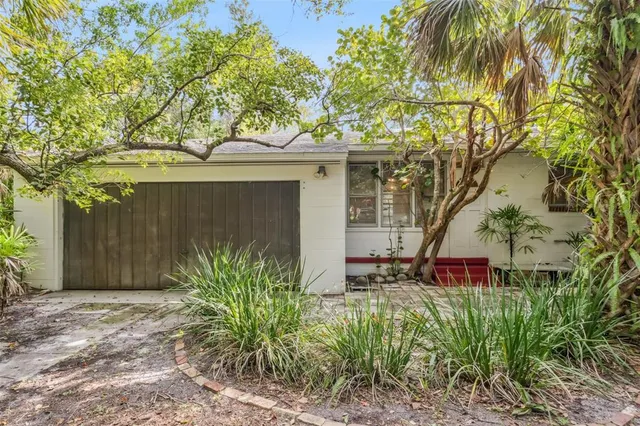 $2,200 | Undisclosed Address, Orlando, FL 32804