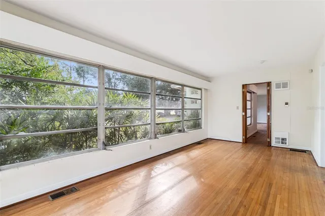 $2,200 | Undisclosed Address, Orlando, FL 32804