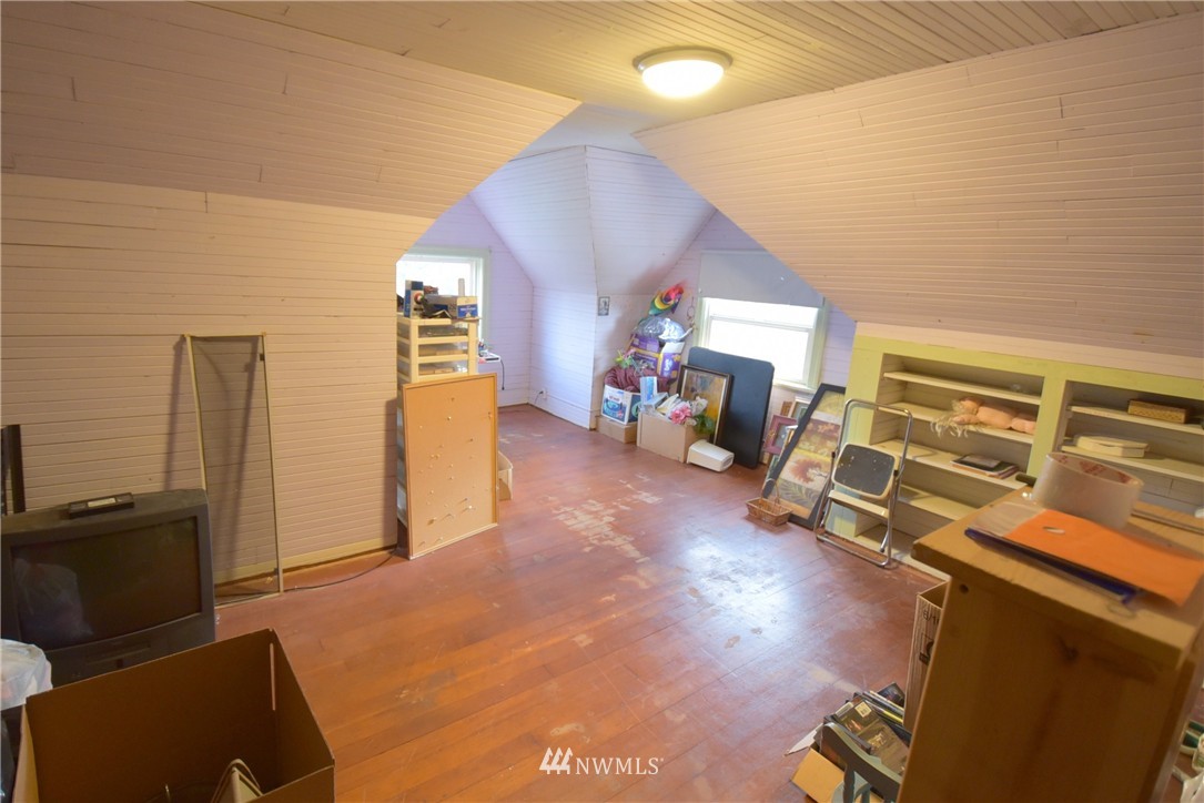 2636 McLeod Road Bellingham, WA 98225 - Photo 11 of 13 Gallery Image 11