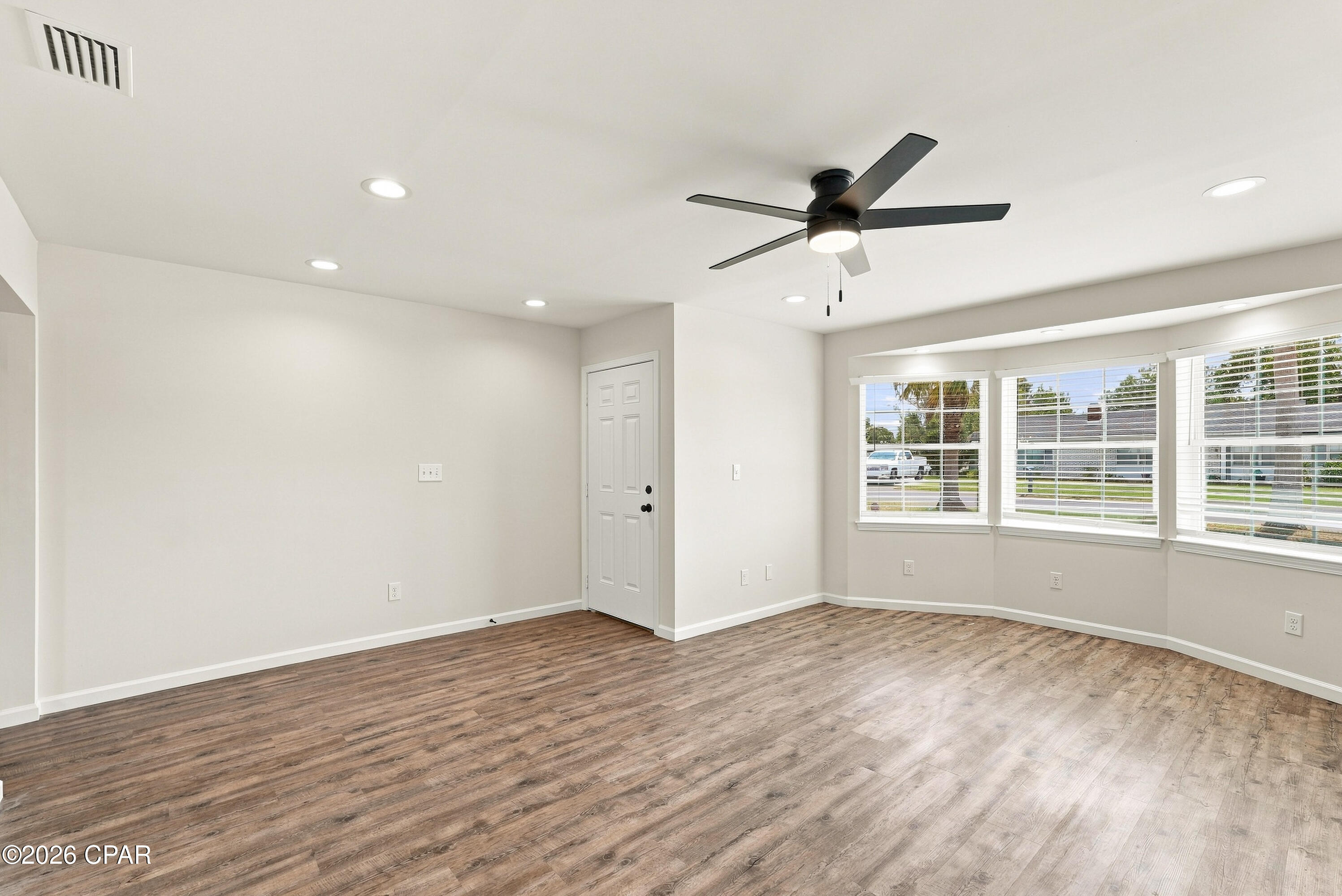 1279 Amherst Road Panama City, FL 32405 - Photo 2 of 21 Gallery Image 2