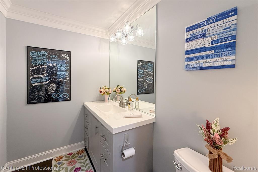 513 Renshaw Street Rochester, MI 48307 - Photo 20 of 54 Gallery Image 20