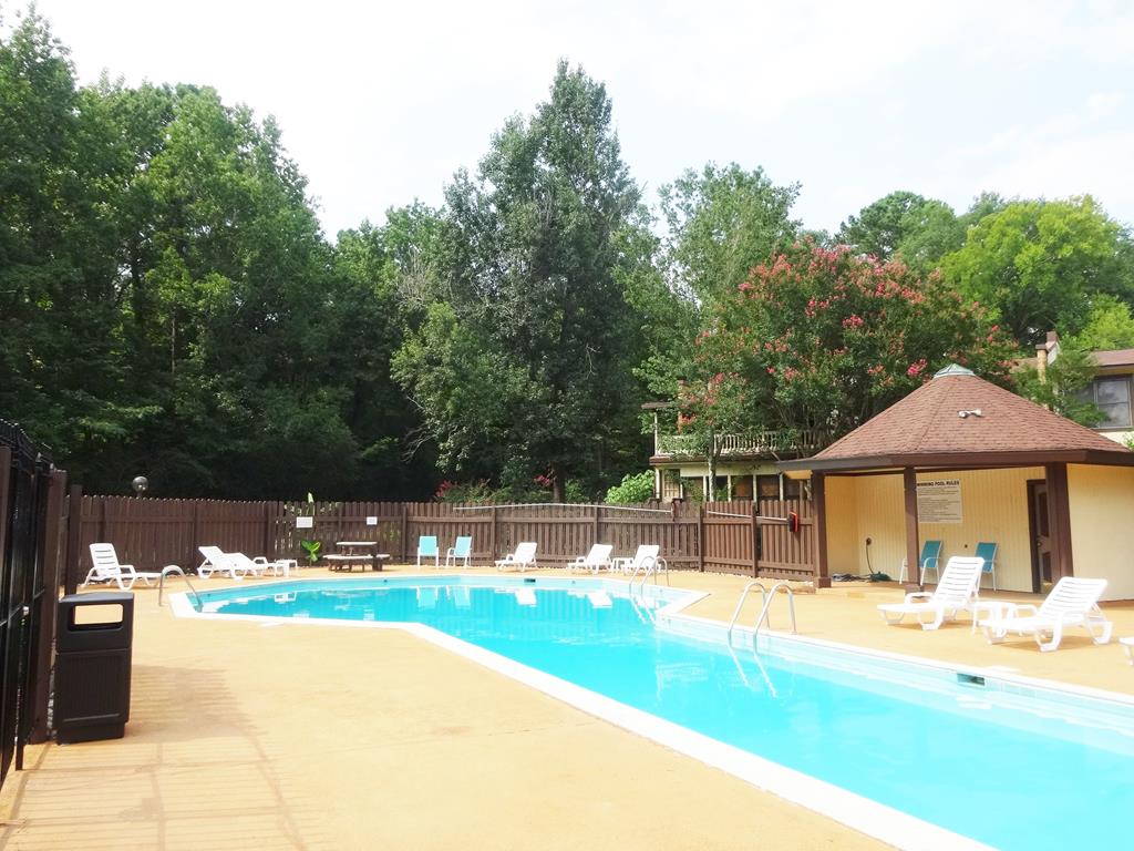 2525 Norris Road, Unit 113 Columbus, GA 31907 - Photo 27 of 40 a outdoor view with a sitting space
