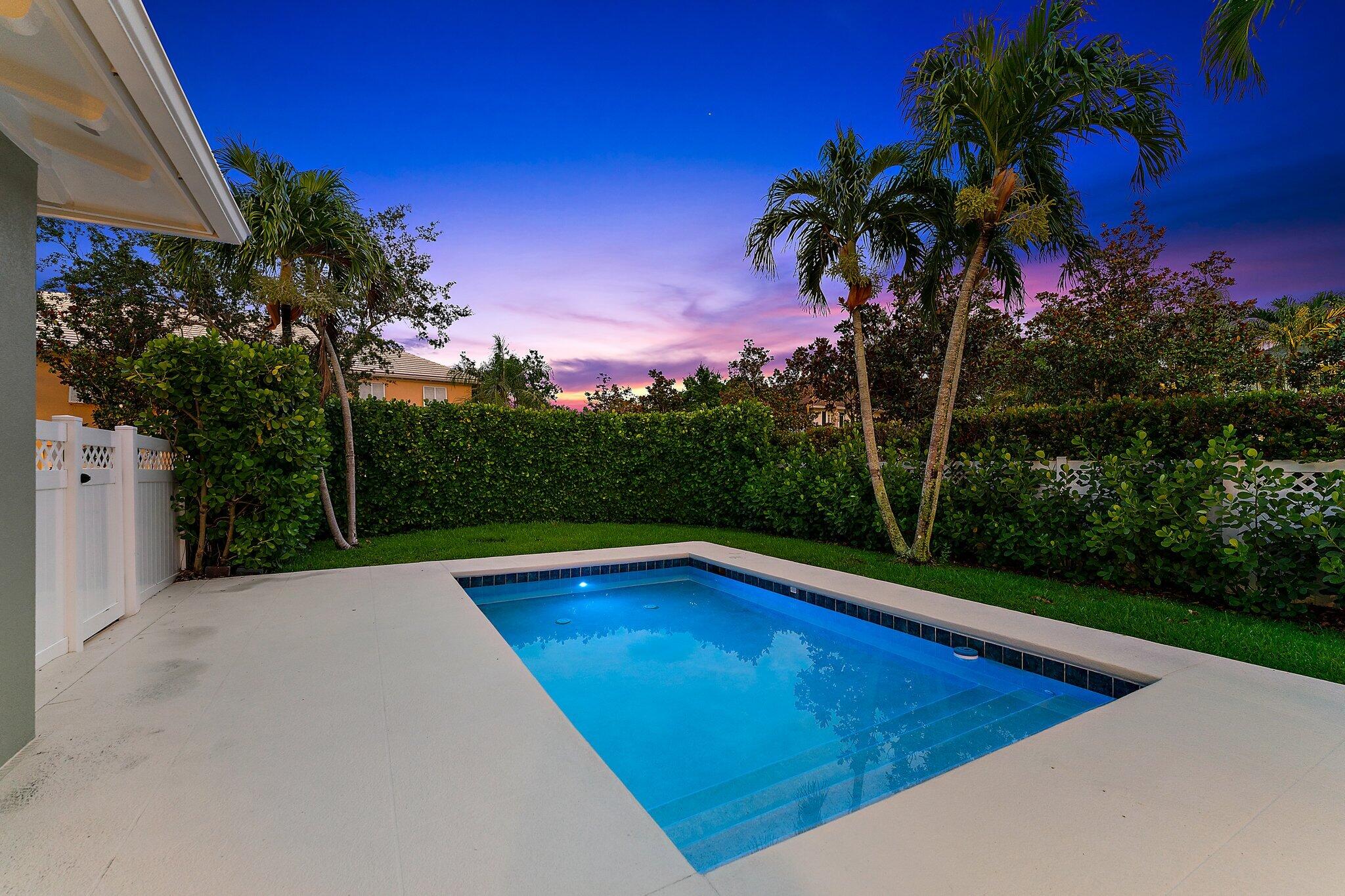 243 Caravelle Drive Jupiter, FL 33458 - Photo 50 of 100 028-243CaravelleDr-Jupiter-FL-33458-SMAL