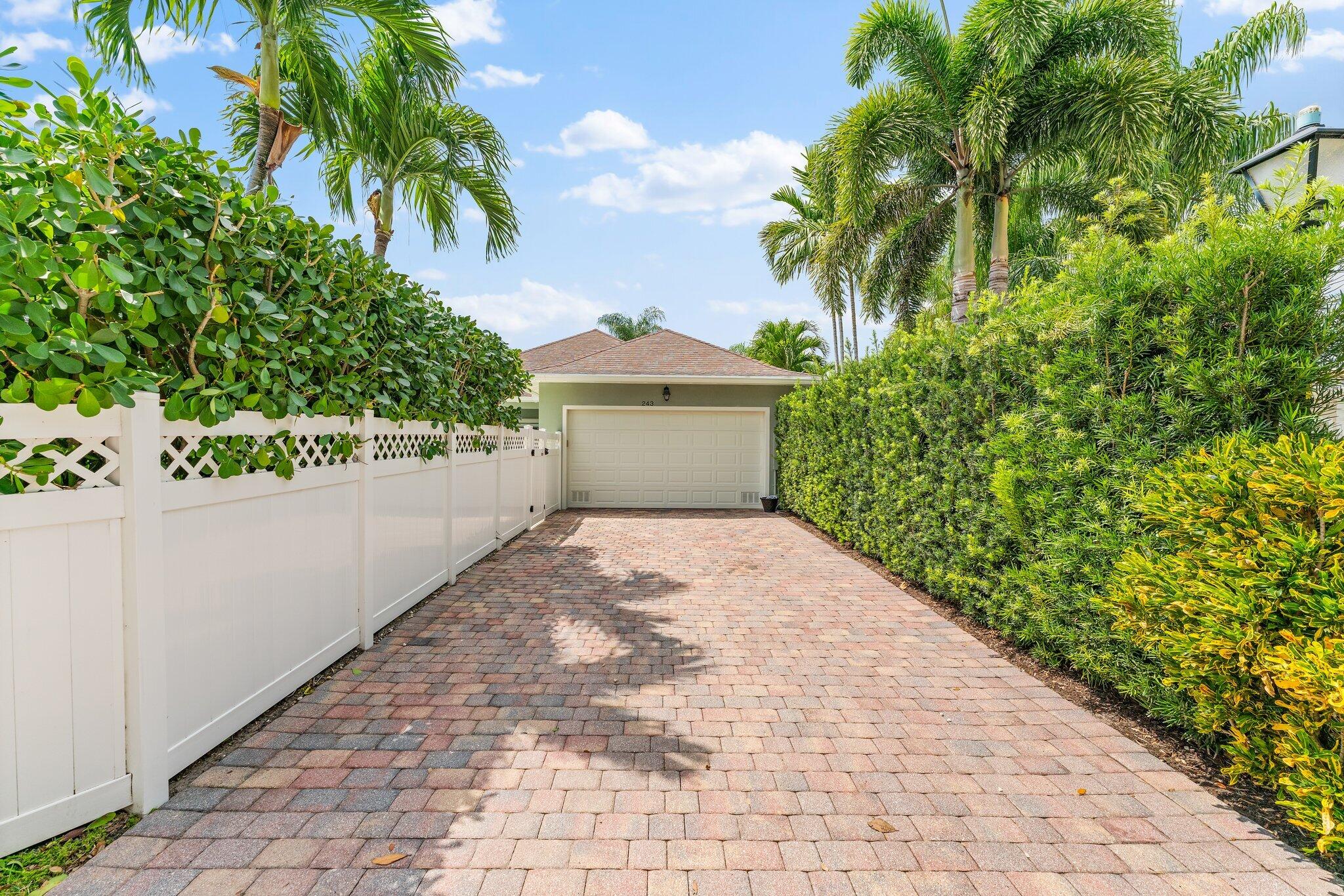 243 Caravelle Drive Jupiter, FL 33458 - Photo 54 of 100 063-243CaravelleDr-Jupiter-FL-SMALL