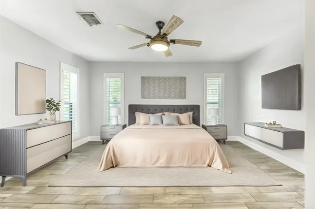 $569,900 | 1904 Nursery Road, The Woodlands, TX 77380