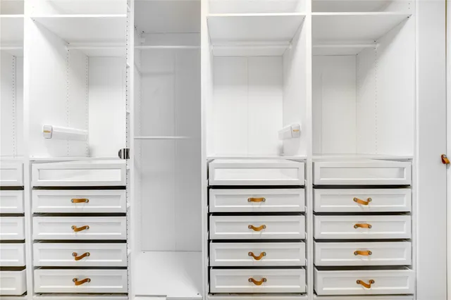 $569,900 | 1904 Nursery Road, The Woodlands, TX 77380