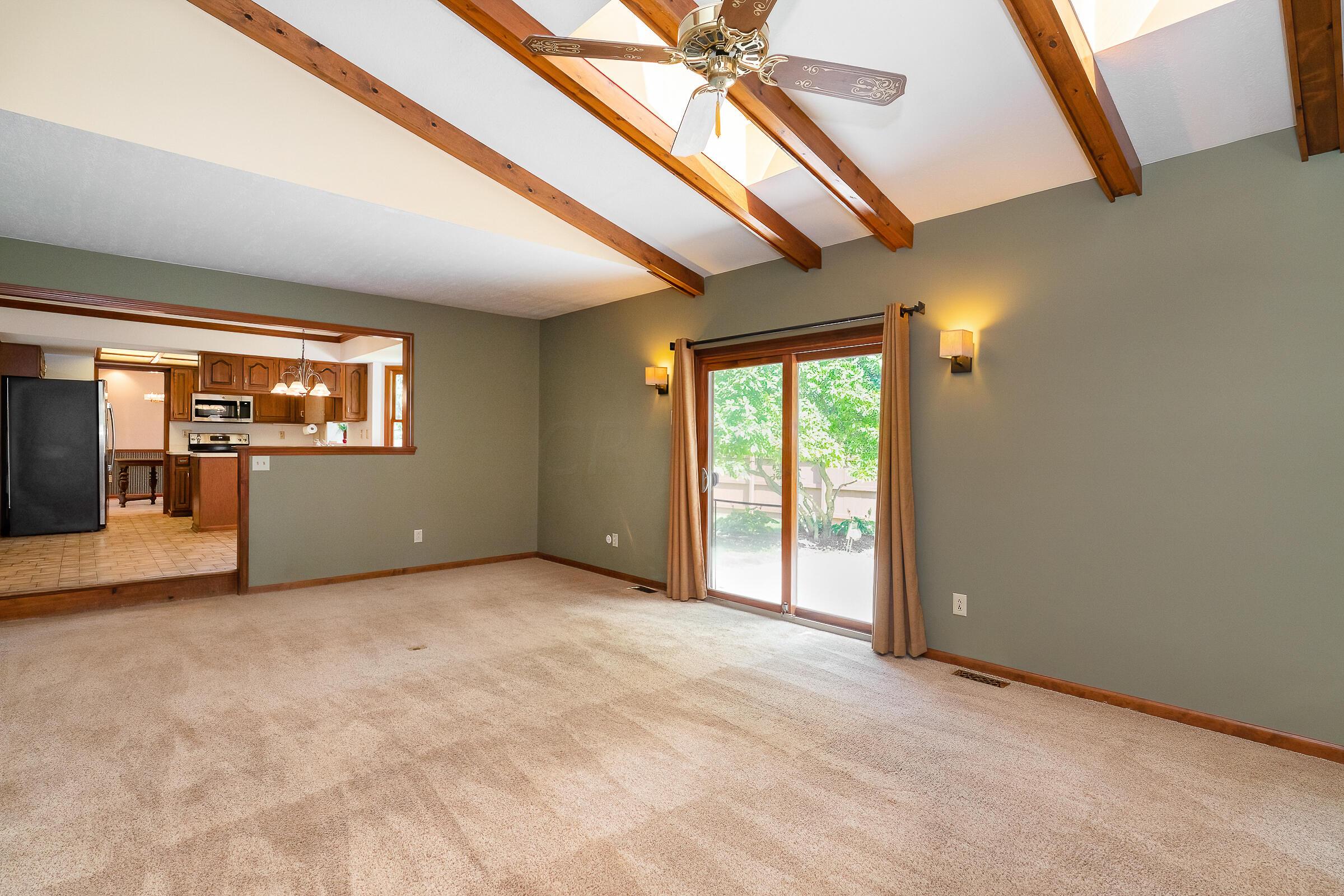4330 Reed Road Columbus, OH 43220 - Photo 8 of 28 Gallery Image 8