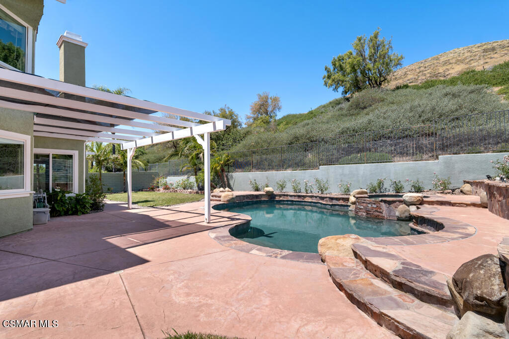 5339 Seneca Place Simi Valley, CA 93063 - Photo 59 of 76