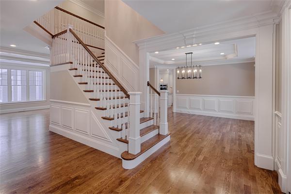 17 Wayne Road Needham, MA 02494 - Photo 2 of 8