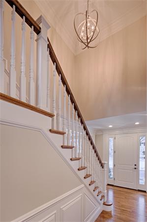 17 Wayne Road Needham, MA 02494 - Photo 4 of 8