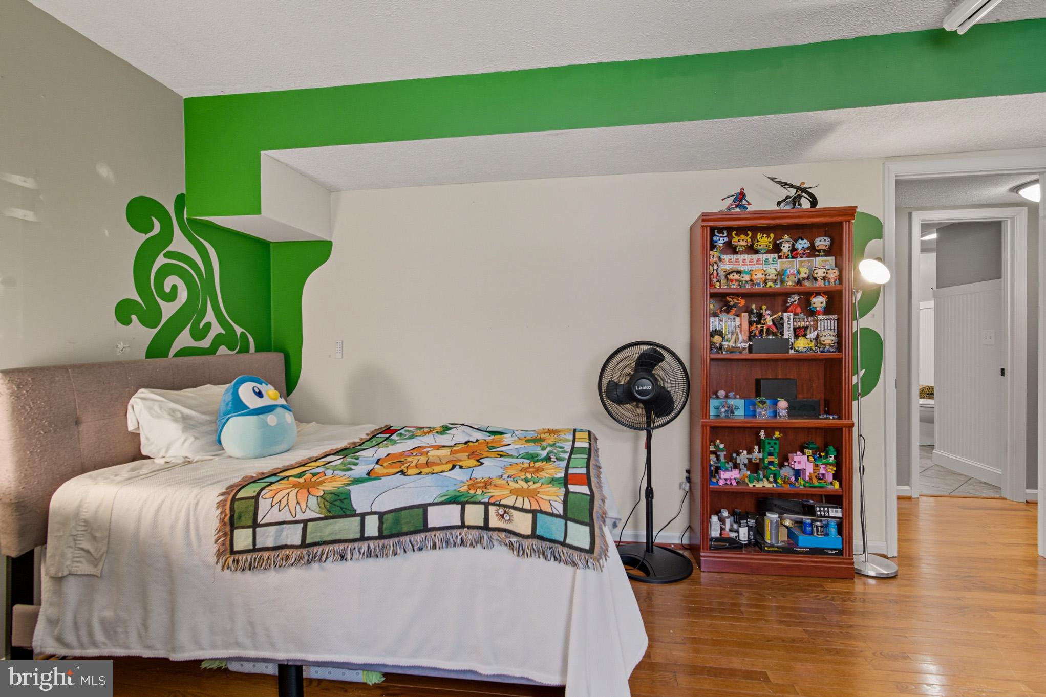 1155 Claire Road Crownsville, MD 21032 - Photo 18 of 69 Main level second bedroom