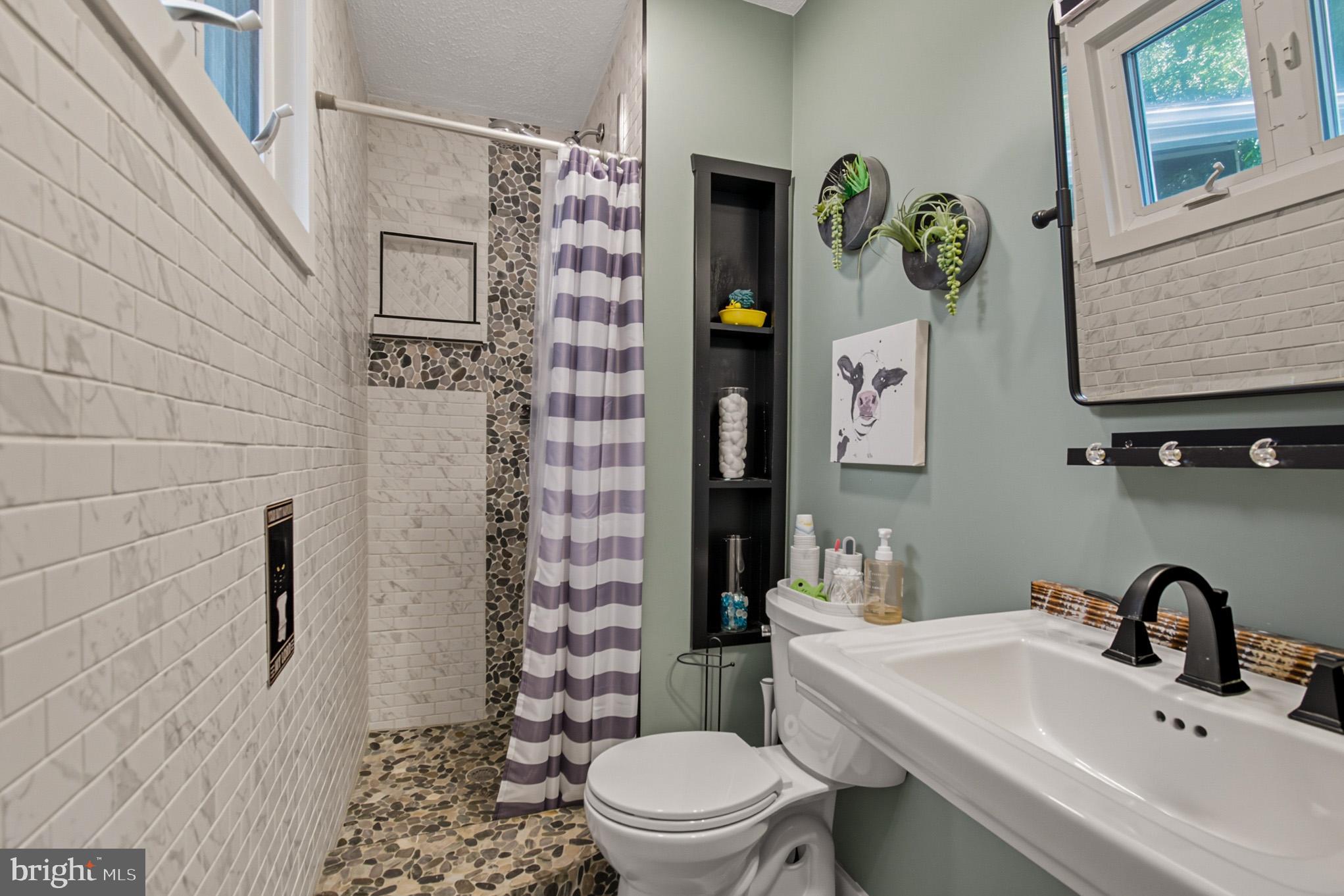 1155 Claire Road Crownsville, MD 21032 - Photo 35 of 69 Upper Level Primary bath