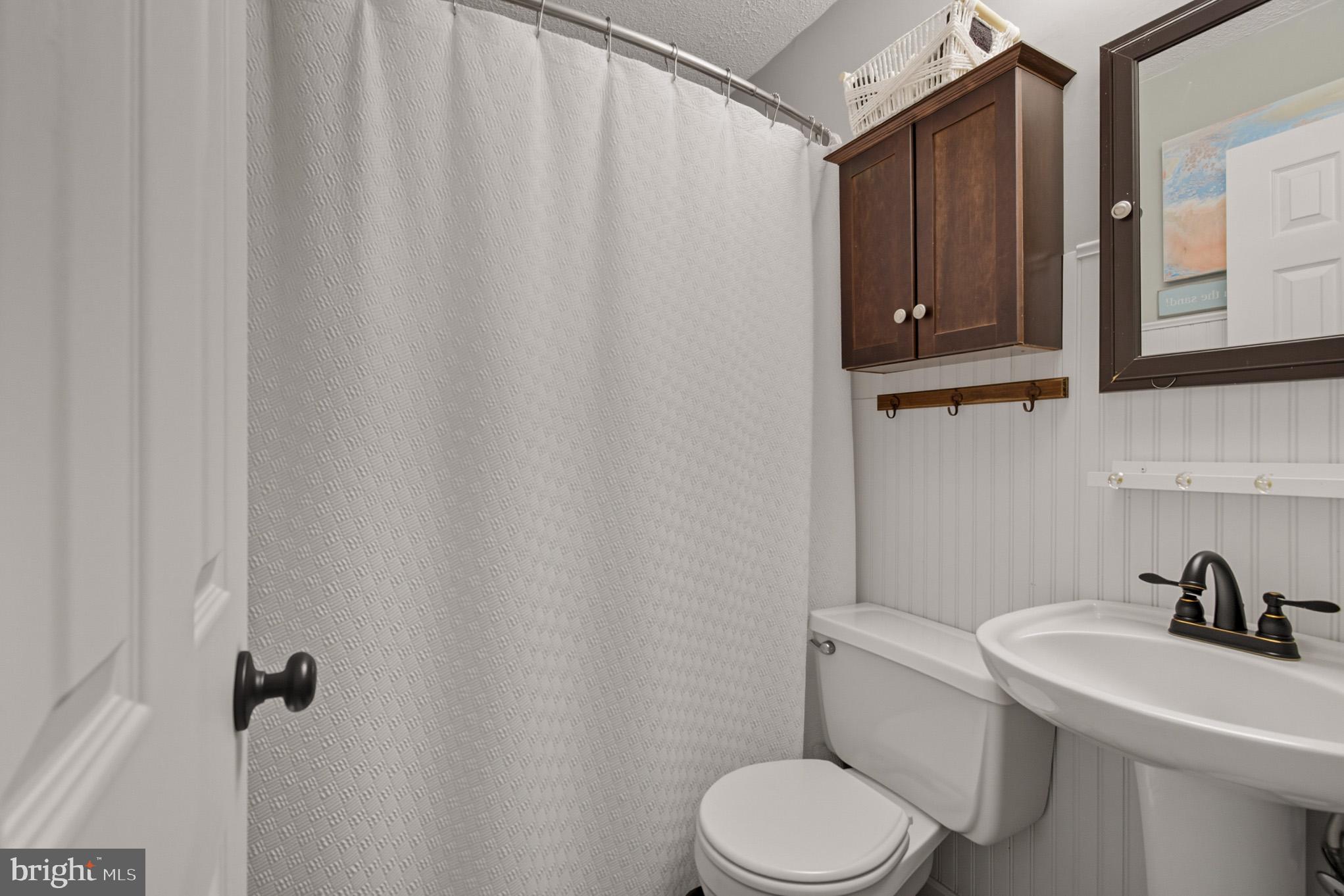 1155 Claire Road Crownsville, MD 21032 - Photo 38 of 62 Upper Level Hall Bathroom