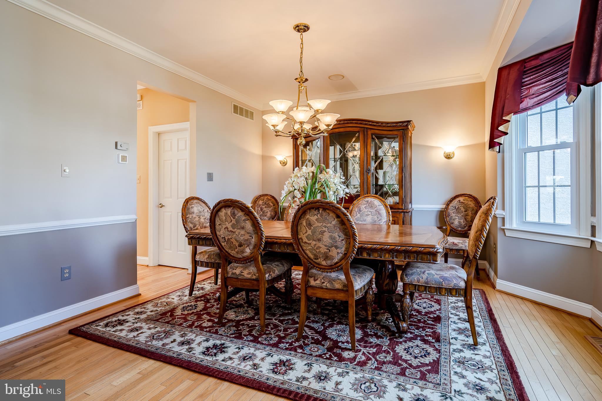 915 Ridgeview Lane Ambler, PA 19002 - Photo 8 of 50 Gallery Image 8